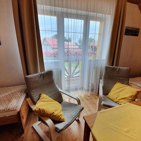 Zlty Dom Vrbov Apartment Exterior photo